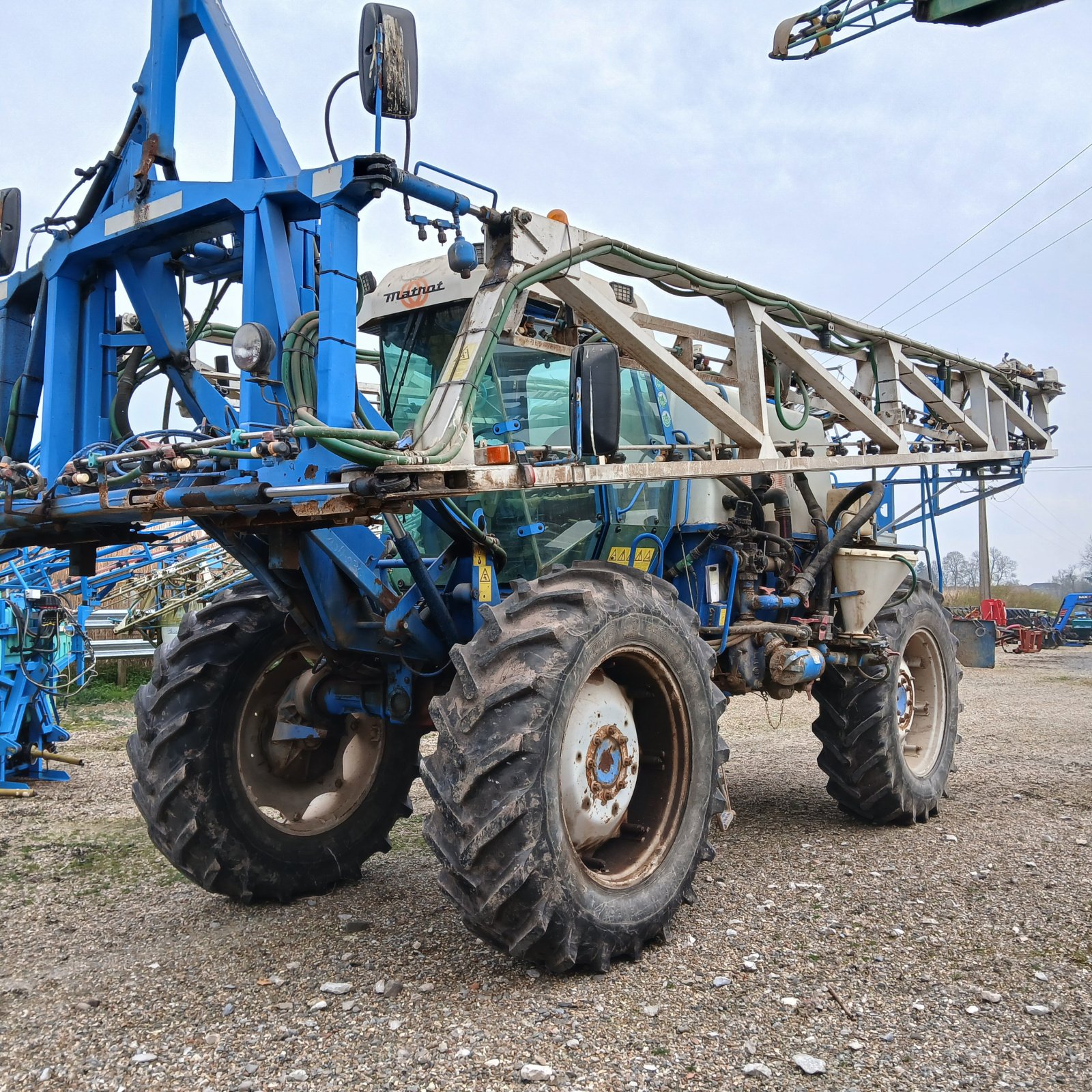 Selbstfahrspritze от тип Matrot M 44 D, Gebrauchtmaschine в HERLIN LE SEC (Снимка 1)