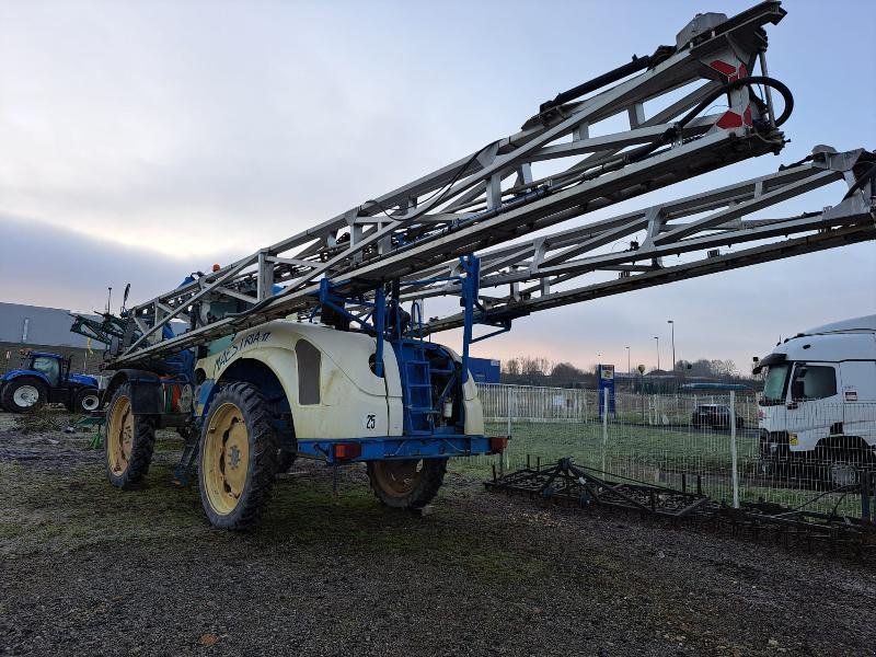 Selbstfahrspritze des Typs Matrot MAESTRIA 17, Gebrauchtmaschine in SAINTE-MENEHOULD (Bild 5)