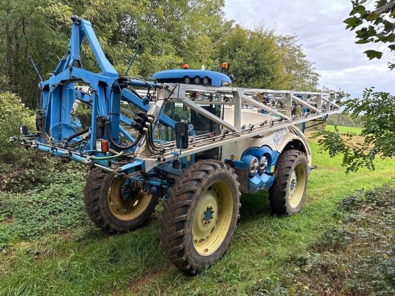 Selbstfahrspritze des Typs Matrot MAESTRIA, Gebrauchtmaschine in CHAUMONT (Bild 1)