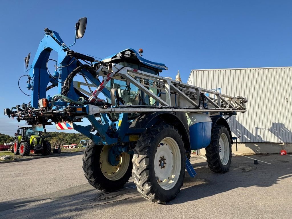 Selbstfahrspritze от тип Matrot Xénon Stabilis, Gebrauchtmaschine в SALEUX (Снимка 3)