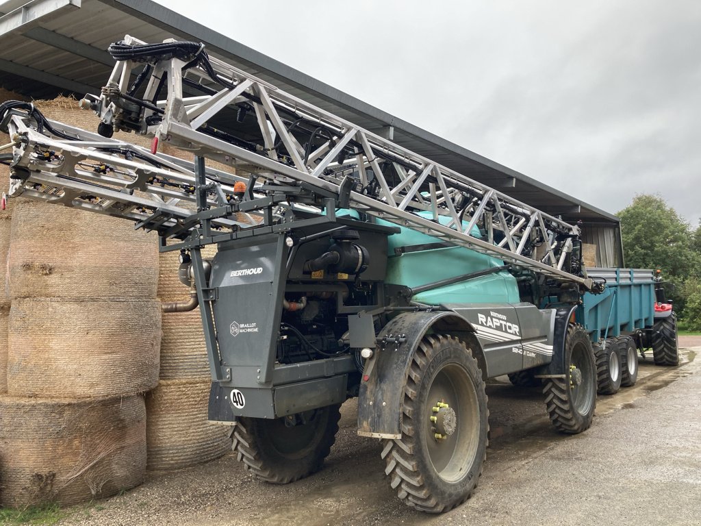 Selbstfahrspritze of the type Sonstige 5240 raptor, Gebrauchtmaschine in MARBEVILLE (Picture 7)