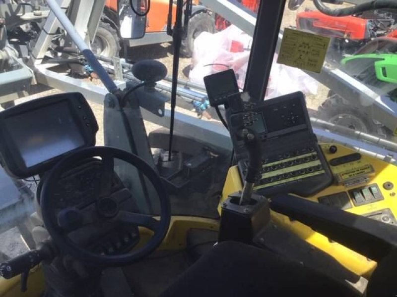 Selbstfahrspritze des Typs Sonstige F40, Gebrauchtmaschine in les hayons (Bild 6)