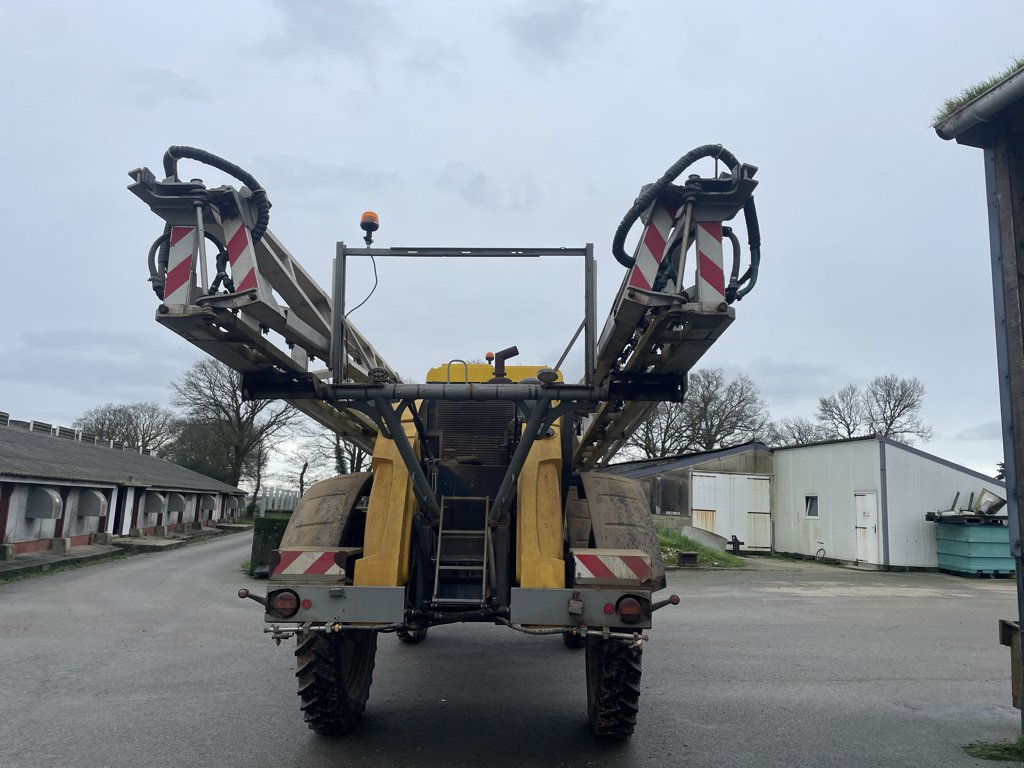 Selbstfahrspritze des Typs Sonstige F40, Gebrauchtmaschine in JOSSELIN (Bild 8)