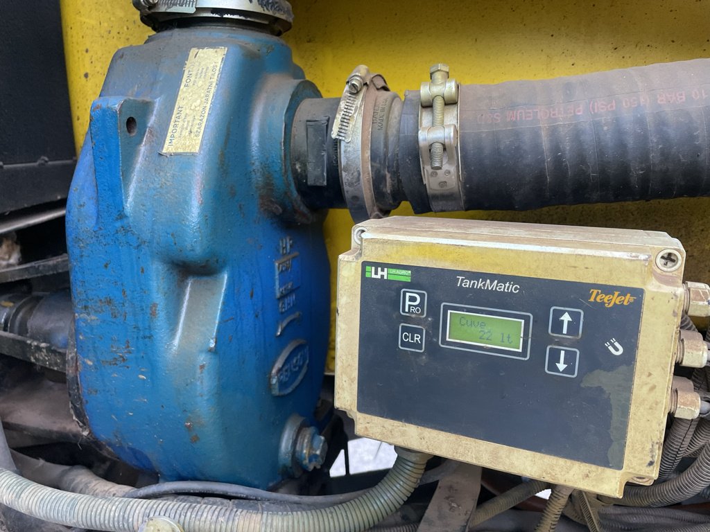 Selbstfahrspritze des Typs Sonstige F40, Gebrauchtmaschine in JOSSELIN (Bild 11)