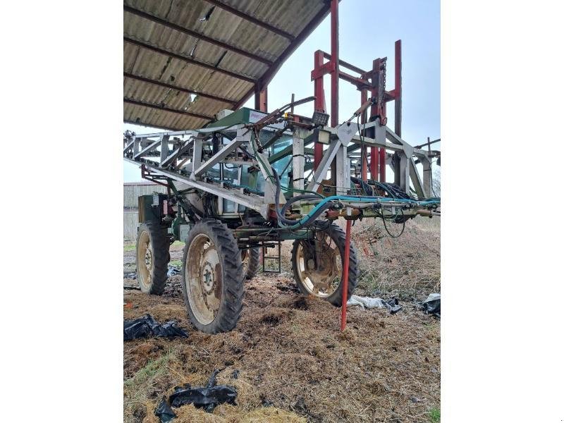 Selbstfahrspritze del tipo Sonstige UT90, Gebrauchtmaschine In CHAUMONT (Immagine 1)