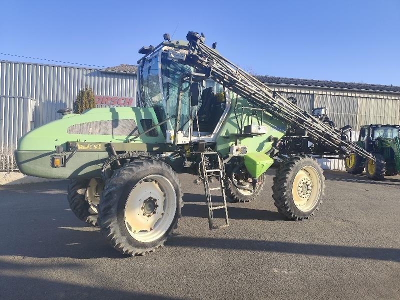 Selbstfahrspritze des Typs Tecnoma LASER 3000, Gebrauchtmaschine in SAINT GENEST D'AMBIERE (Bild 2)