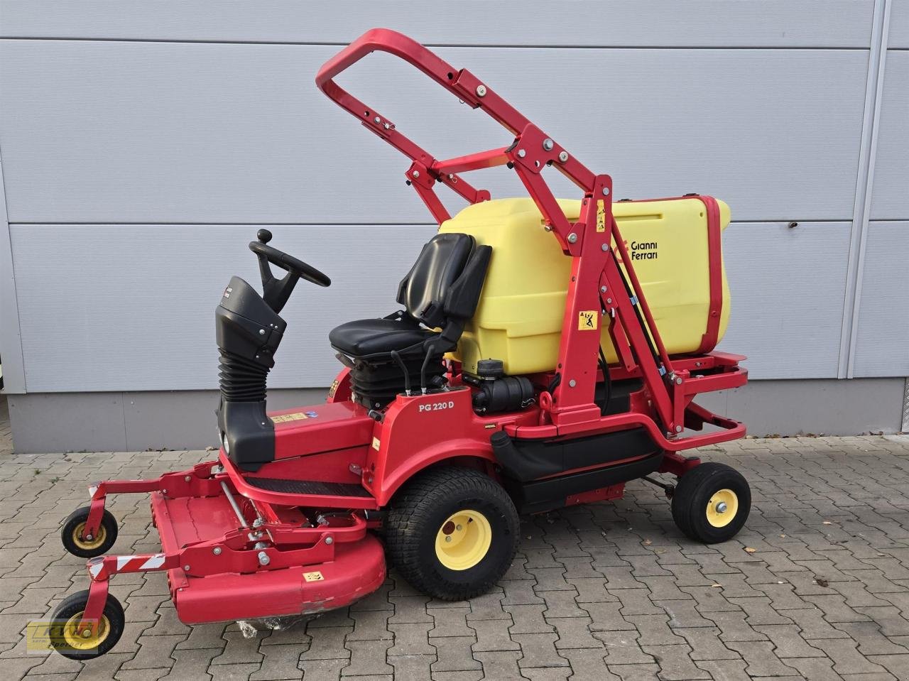 Sichelmäher des Typs Gianni Ferrari PG 220DH, Neumaschine in Fürth (Bild 1)