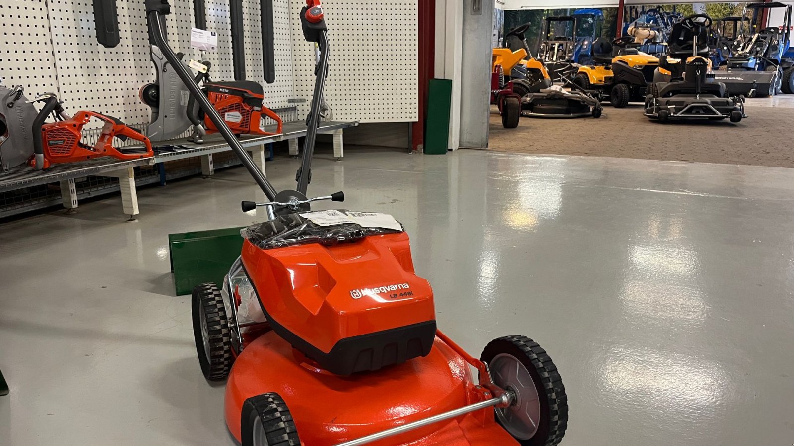 Sichelmäher typu Husqvarna lb144i Uden batteri og lader, Gebrauchtmaschine v Vejle (Obrázek 1)