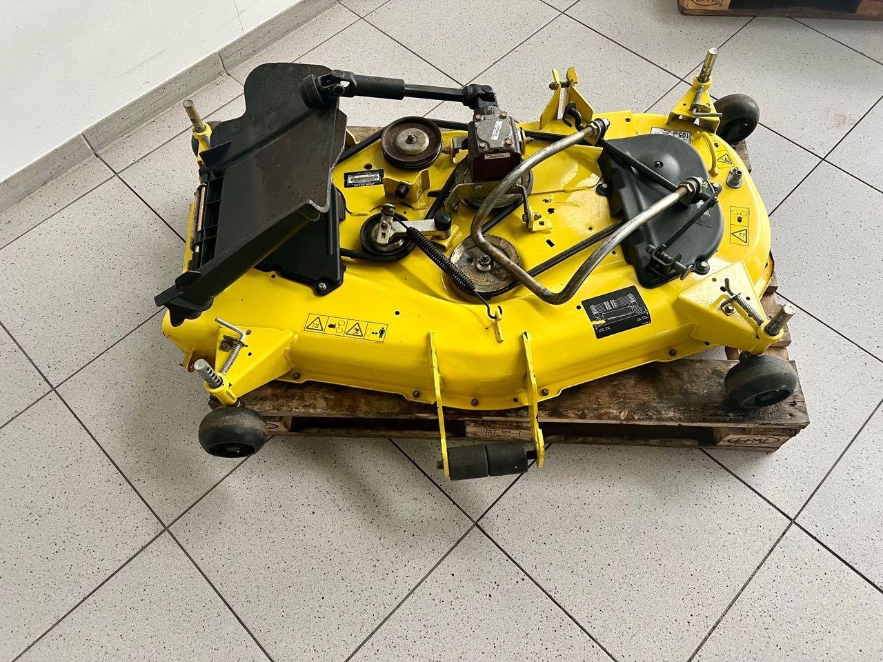 Sichelmäher van het type John Deere 122 cm Seitenauswurf Mähwerk, Gebrauchtmaschine in Beckum (Foto 1)