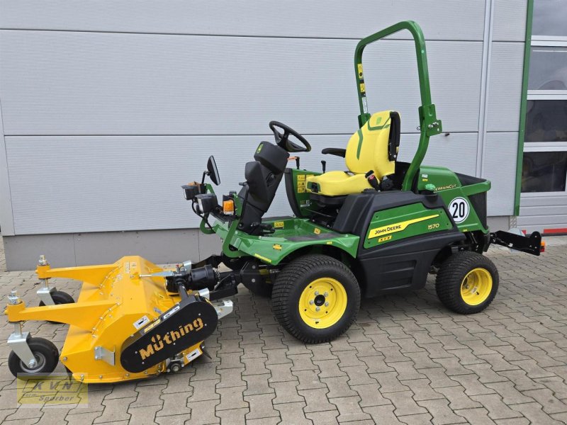 Sichelmäher des Typs John Deere 1570, Neumaschine in Fürth (Bild 1)