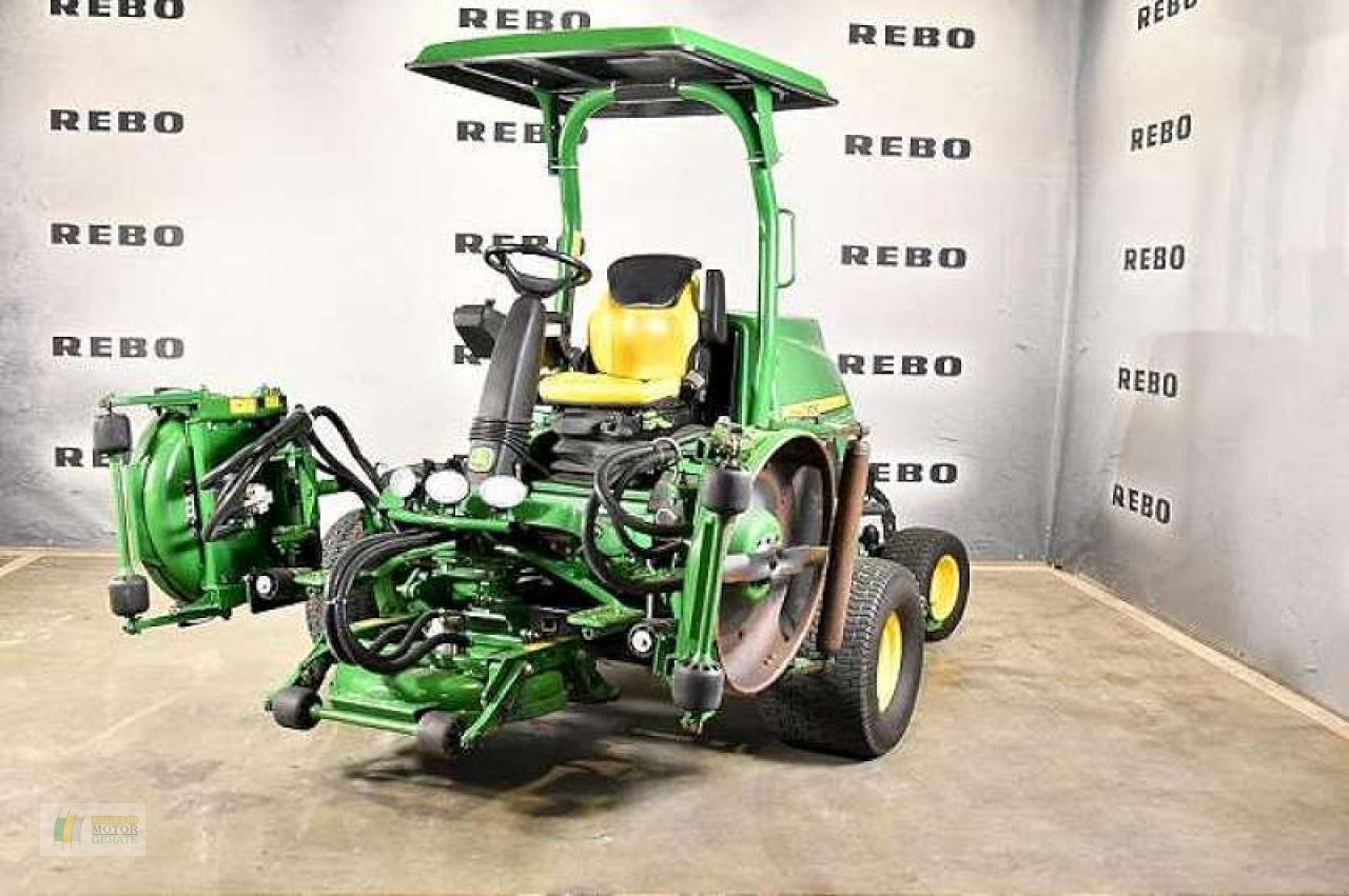 Sichelmäher tipa John Deere TERRAINCUT ROUGH-MÄH, Gebrauchtmaschine u Cloppenburg (Slika 2)