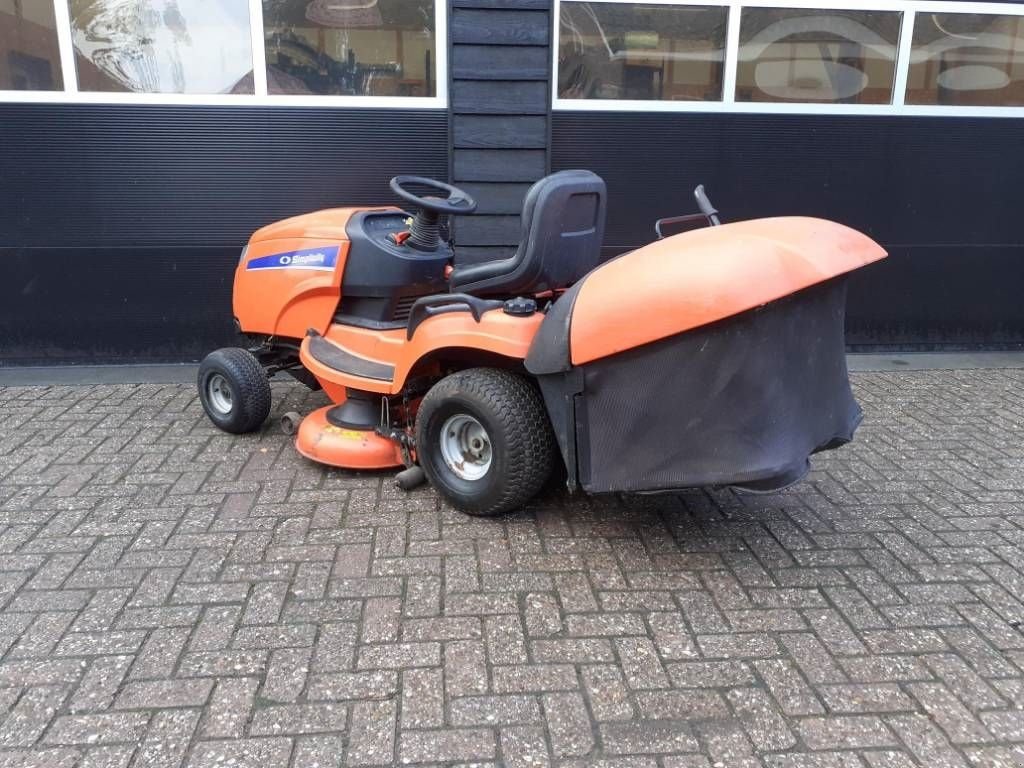 Sichelmäher del tipo Simplicity Baron 21 PK zitmaaier met opvangbak, Gebrauchtmaschine In Ederveen (Immagine 9)