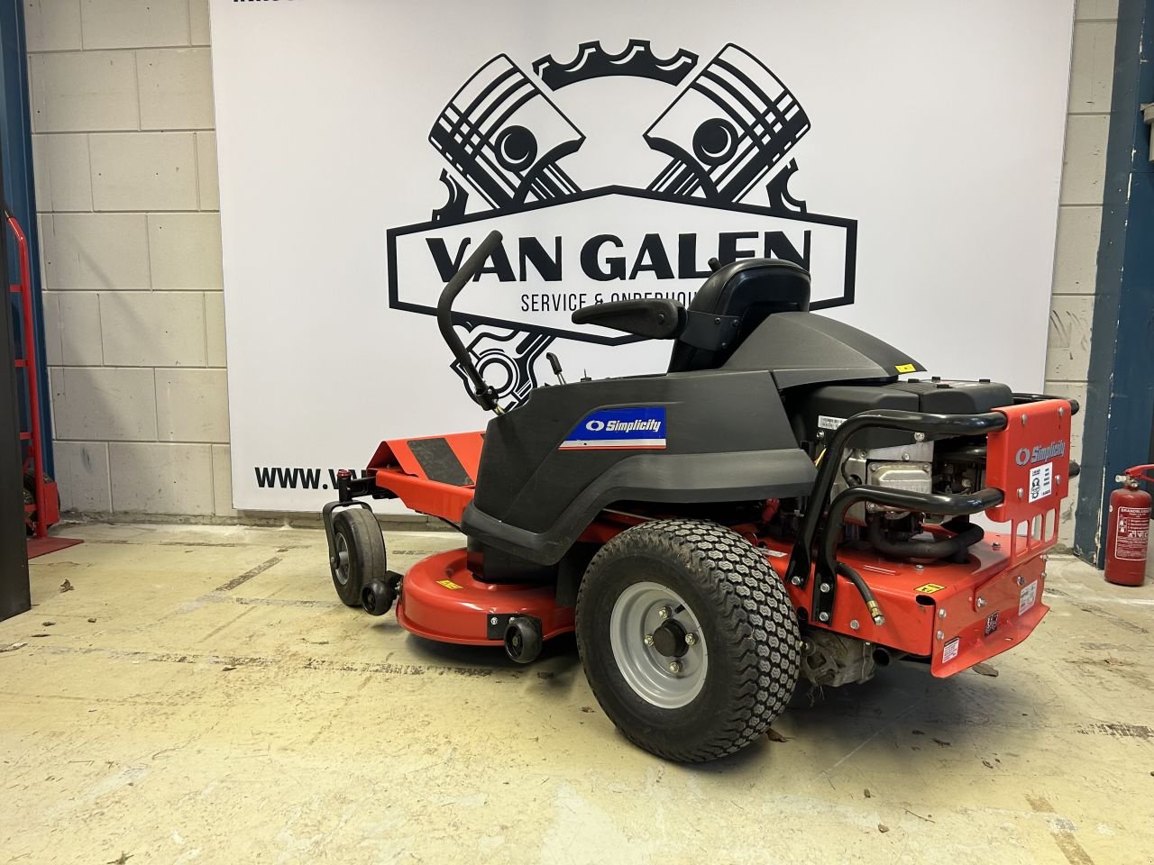 Sichelmäher del tipo Simplicity EZT-2042, Gebrauchtmaschine In Numansdorp (Immagine 5)