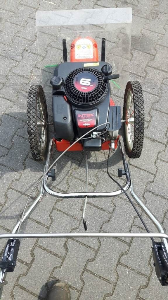 Sichelmäher des Typs Sonstige B & S 6 PK Gras Trimmer, Gebrauchtmaschine in Borne (Bild 2)