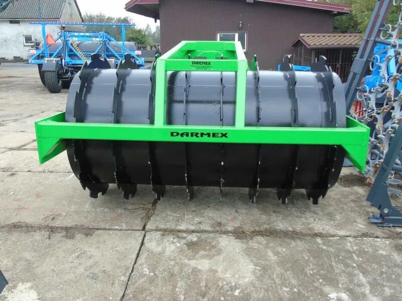 Silagewalze des Typs Darmex Silagewalze / silage compaction roller, Neumaschine in Michałowo (Bild 2)