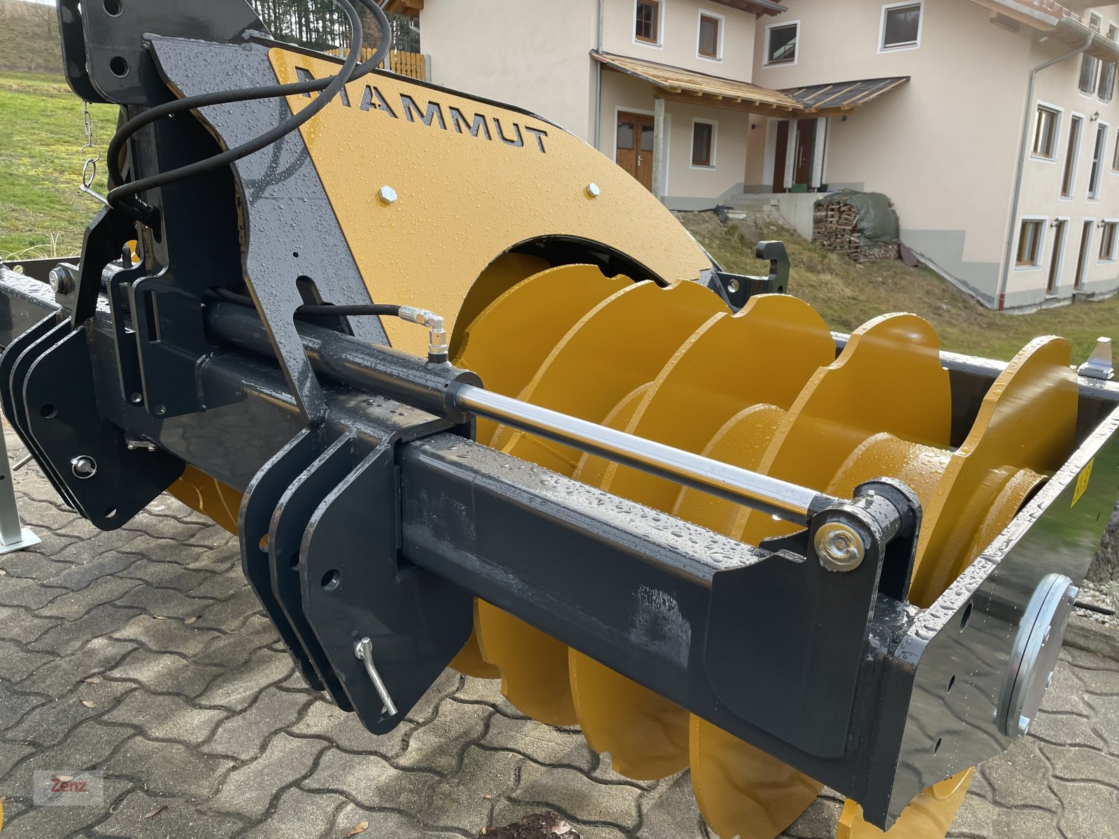 Silagewalze des Typs Mammut Kompakt SK250H, Neumaschine in Gars (Bild 1)