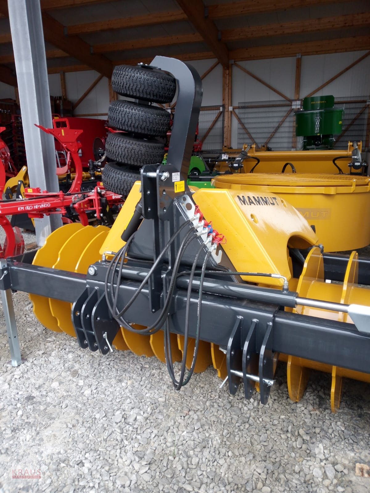 Silagewalze des Typs Mammut SK 300 H, Neumaschine in Geiersthal (Bild 1)