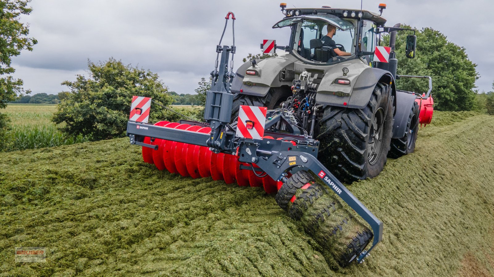 Silagewalze des Typs Saphir SiloRex 30H - NEUHEIT!, Neumaschine in Dorfen (Bild 1)