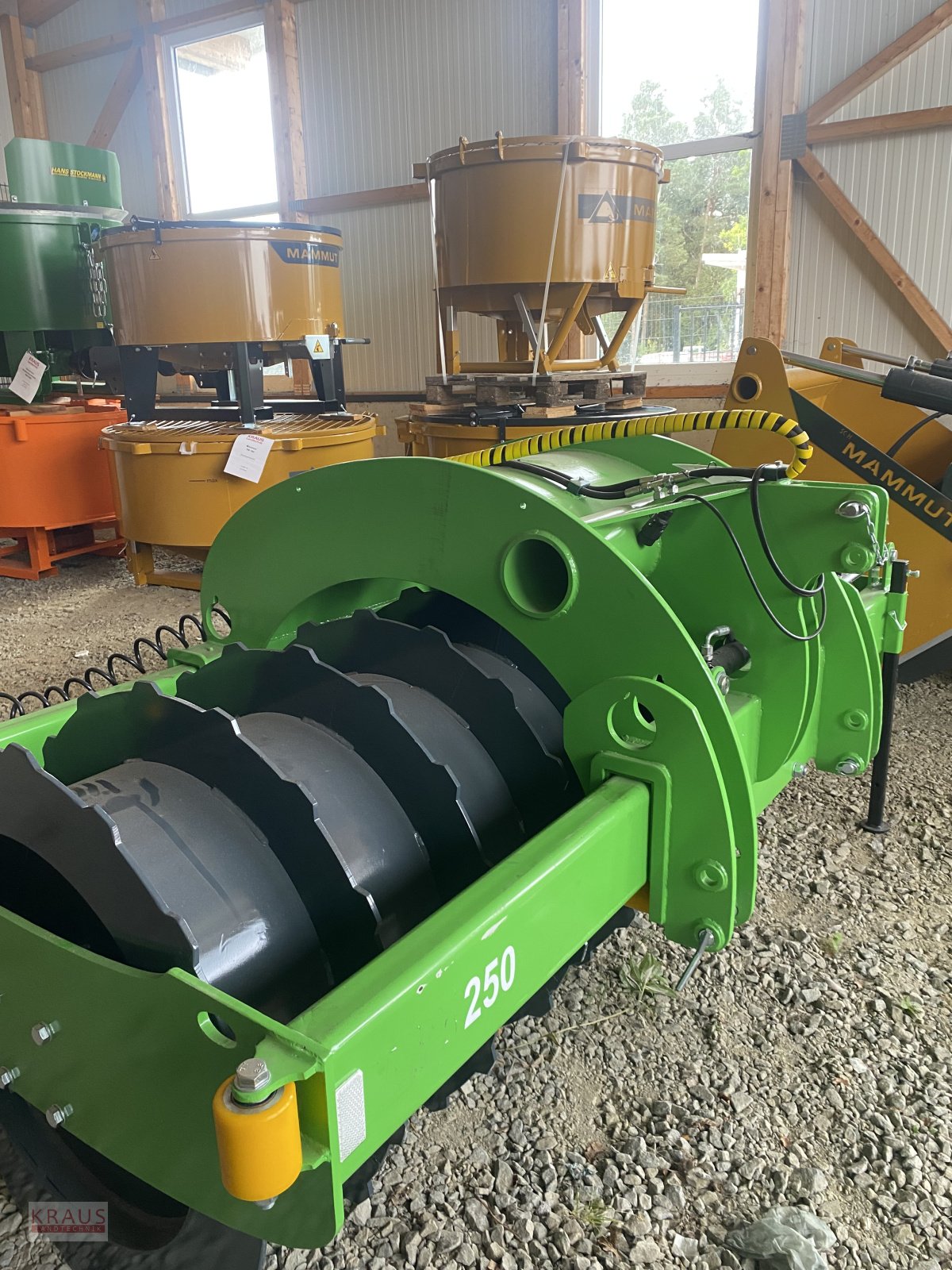 Silagewalze des Typs stekro PH 250, Neumaschine in Geiersthal (Bild 4)