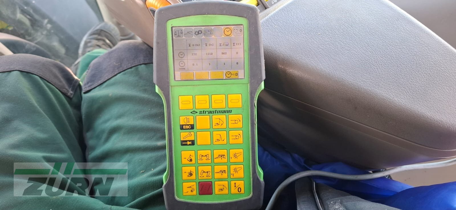 Silierwagen des Typs Strautmann Giga-Vitesse CFS 4002, Neumaschine in Windsbach (Bild 15)