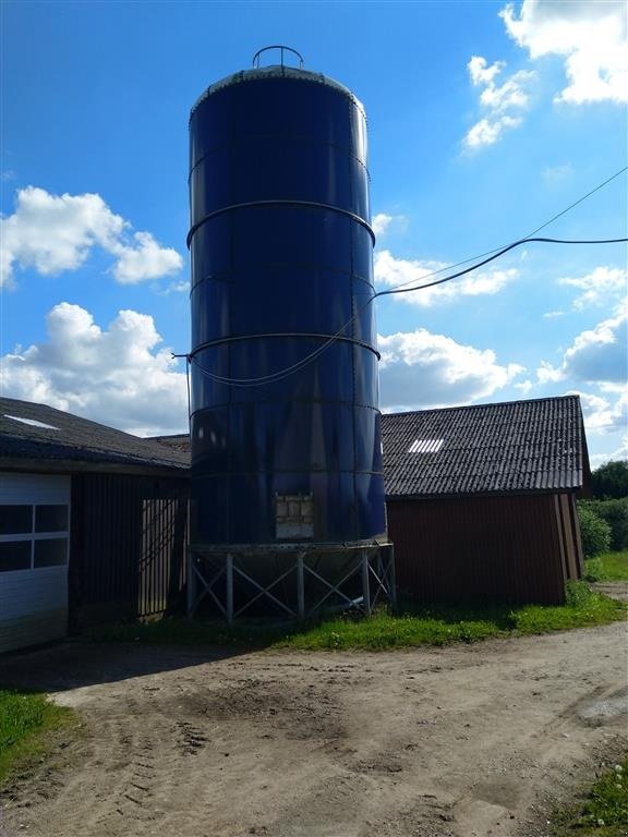 Silo des Typs Harvestore 1000 tdr Kornvægt & Kongskilde TRL 75 blæser, Gebrauchtmaschine in Egtved (Bild 3)