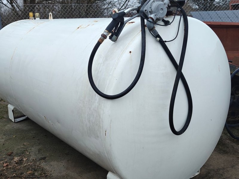 Silo of the type Sonstige C3A Diesel Tank, Gebrauchtmaschine in Vejen