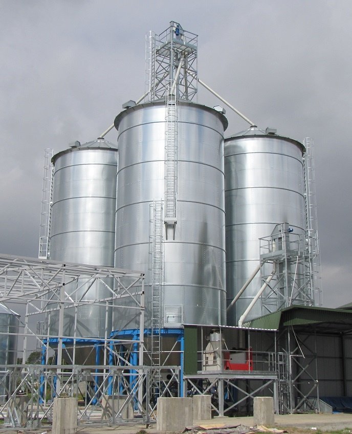 Silo типа Sonstige Glattwandsilos mit Trichterauslass, Neumaschine в Niederfellabrunn (Фотография 1)