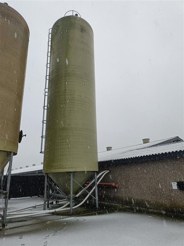 Silo des Typs Sonstige Silo 100m³ med stige. Ben højde ca. 2 meter, Gebrauchtmaschine in Egtved (Bild 3)