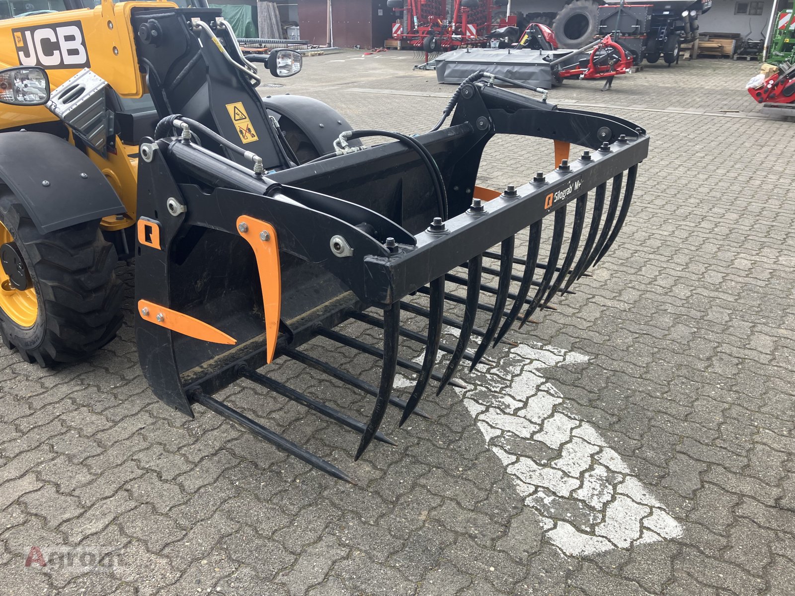 Siloentnahmegerät & Verteilgerät of the type Alö M+190, Neumaschine in Harthausen (Picture 3)