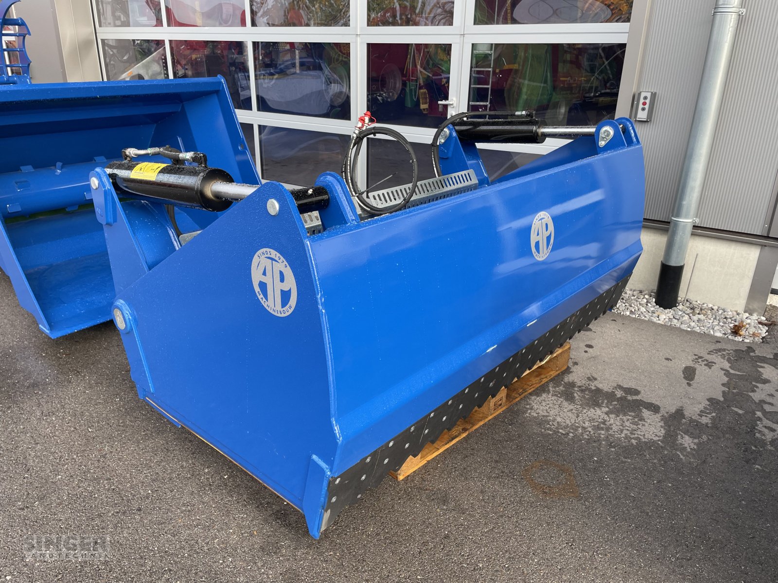 Siloentnahmegerät & Verteilgerät of the type AP NP 2200 - Silageschneidzange, Neumaschine in Ebenhofen (Picture 1)