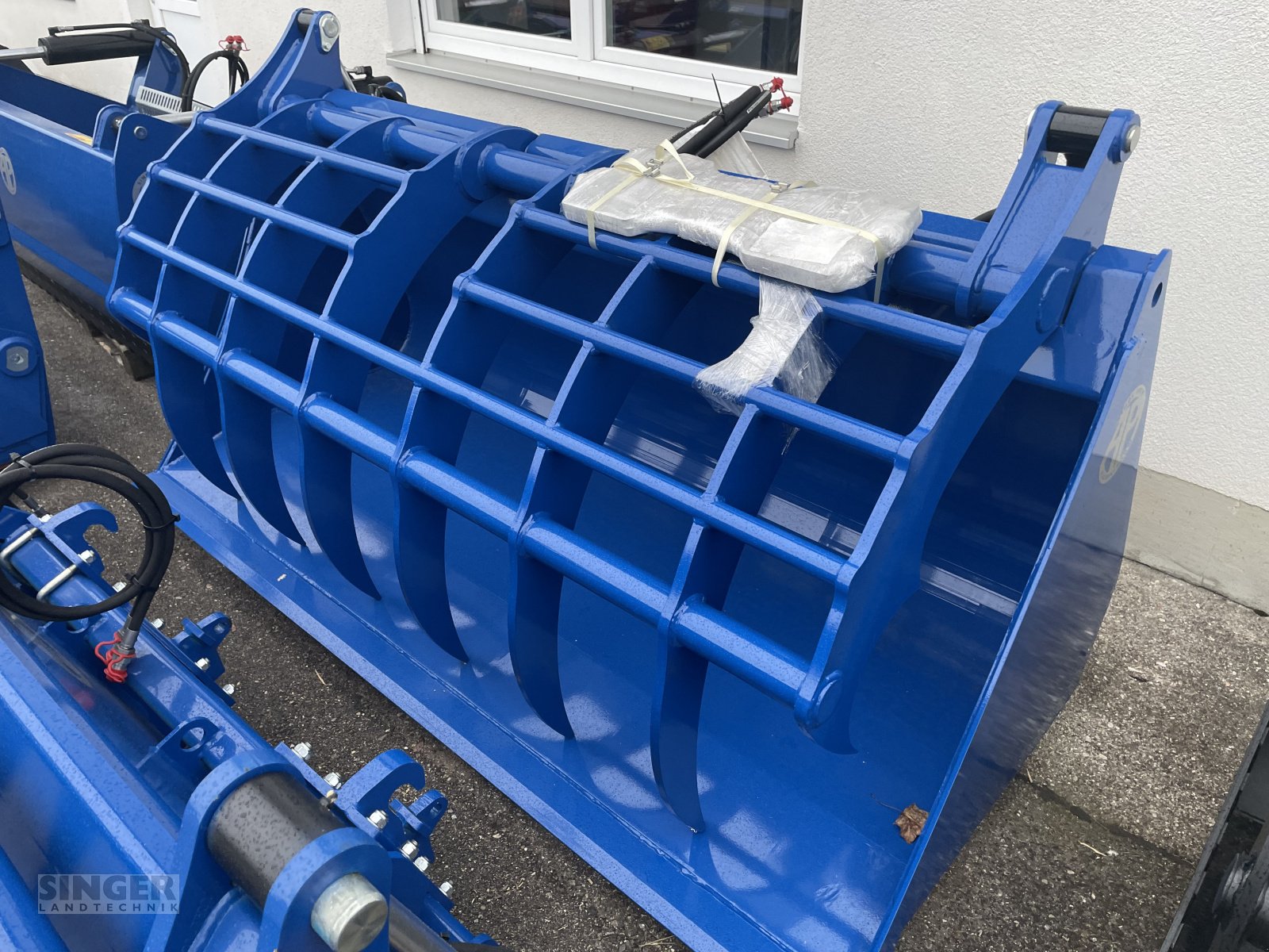 Siloentnahmegerät & Verteilgerät от тип AP PGM 2600 Greifschaufel, Neumaschine в Ebenhofen (Снимка 2)