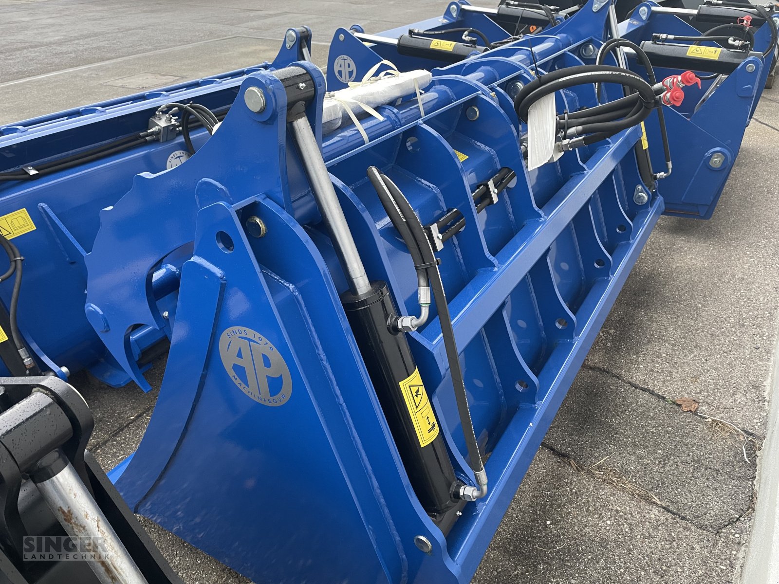 Siloentnahmegerät & Verteilgerät от тип AP PGM 2600 Greifschaufel, Neumaschine в Ebenhofen (Снимка 3)