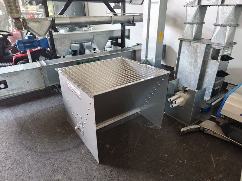 Siloentnahmegerät & Verteilgerät of the type Buschhoff BMB 360 Mineralstoff-Dosierbehälter, Neumaschine in St. Marienkirchen (Picture 13)