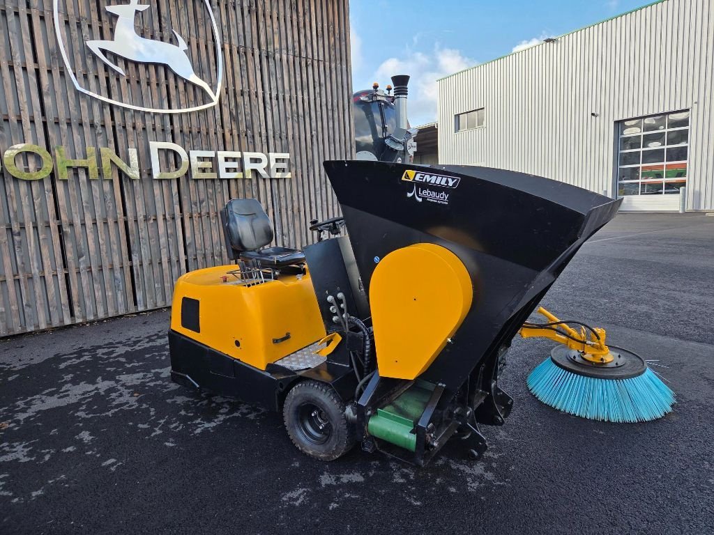 Siloentnahmegerät & Verteilgerät of the type Emily AM317, Gebrauchtmaschine in BRECEY (Picture 1)