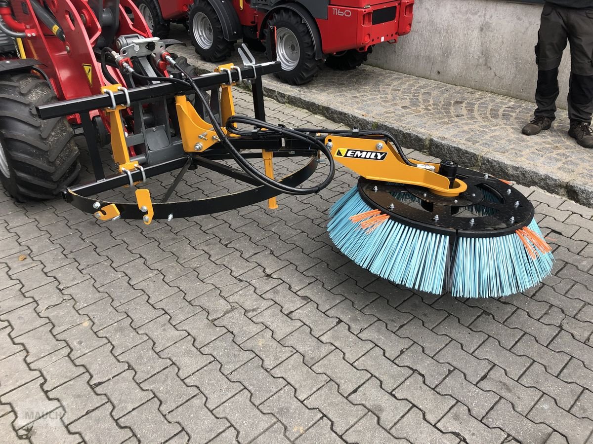 Siloentnahmegerät & Verteilgerät a típus Emily Eckenbürste, Neumaschine ekkor: Burgkirchen (Kép 5)