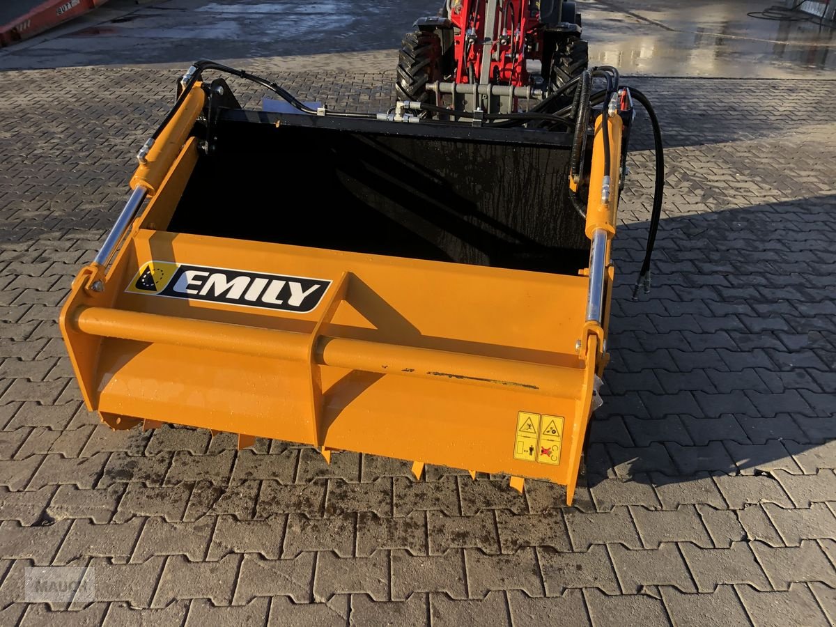 Siloentnahmegerät & Verteilgerät des Typs Emily Frässchaufel mit mobiler Fräse, Neumaschine in Burgkirchen (Bild 2)