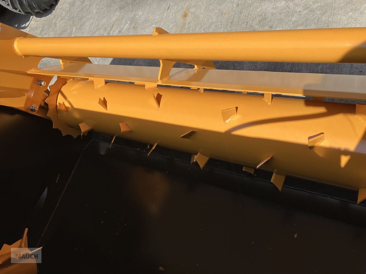 Siloentnahmegerät & Verteilgerät of the type Emily Futterverteilschaufel mit Fräse, Neumaschine in Burgkirchen (Picture 5)