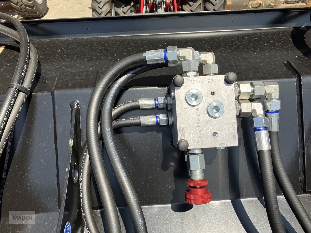 Siloentnahmegerät & Verteilgerät of the type Emily Futterverteilschaufel mit Fräse, Neumaschine in Burgkirchen (Picture 9)