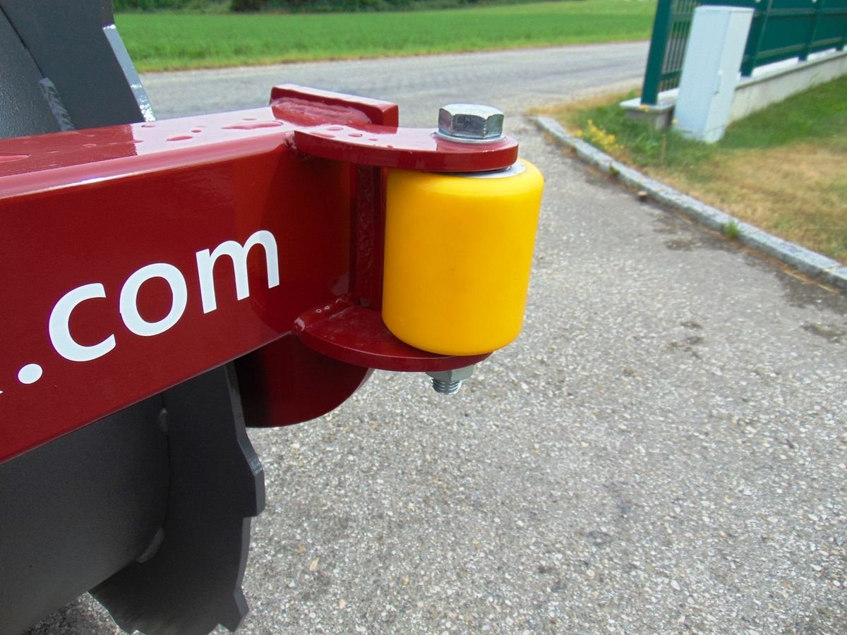 Siloentnahmegerät & Verteilgerät des Typs Euro Silowalze Verdichterwalze 2500, Neumaschine in Neukirchen am Walde  (Bild 5)