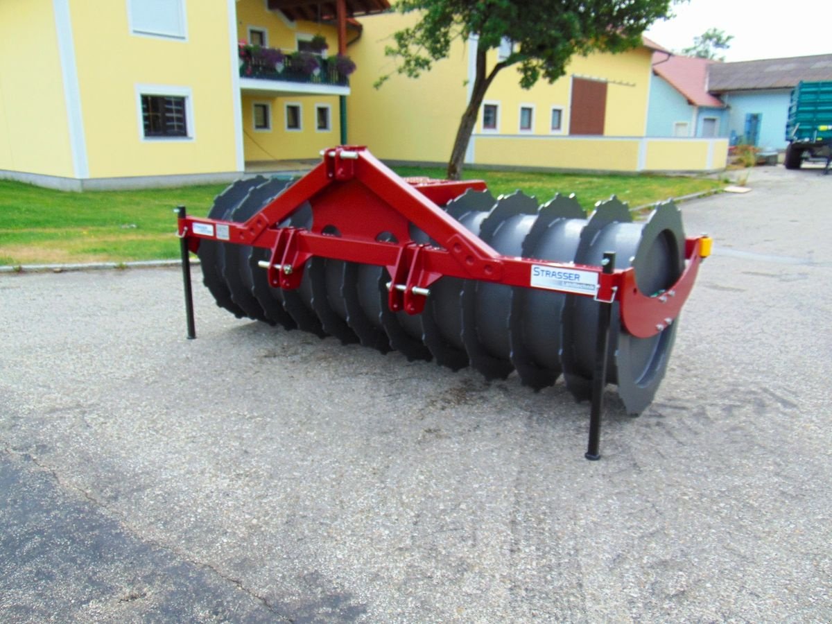 Siloentnahmegerät & Verteilgerät des Typs Euro Silowalze Verdichterwalze 2500, Neumaschine in Neukirchen am Walde  (Bild 3)