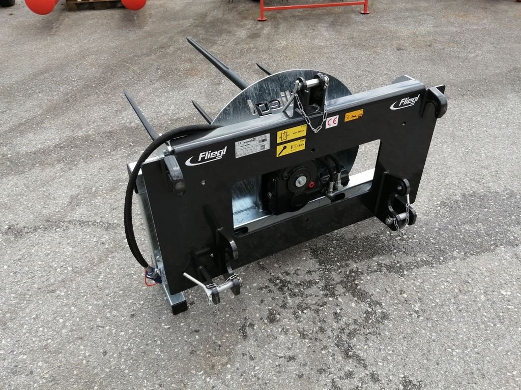 Siloentnahmegerät & Verteilgerät des Typs Fliegl Ballenabwickler und Transportgerät, Neumaschine in Grünbach (Bild 5)