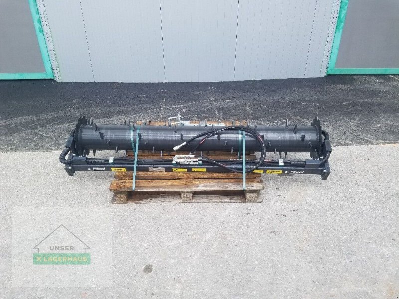 Siloentnahmegerät & Verteilgerät des Typs Fliegl Fräsfix, Neumaschine in Lienz (Bild 1)