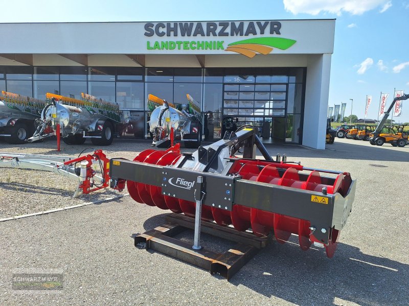 Siloentnahmegerät & Verteilgerät des Typs Fliegl Silowalze 3000, Neumaschine in Gampern (Bild 1)