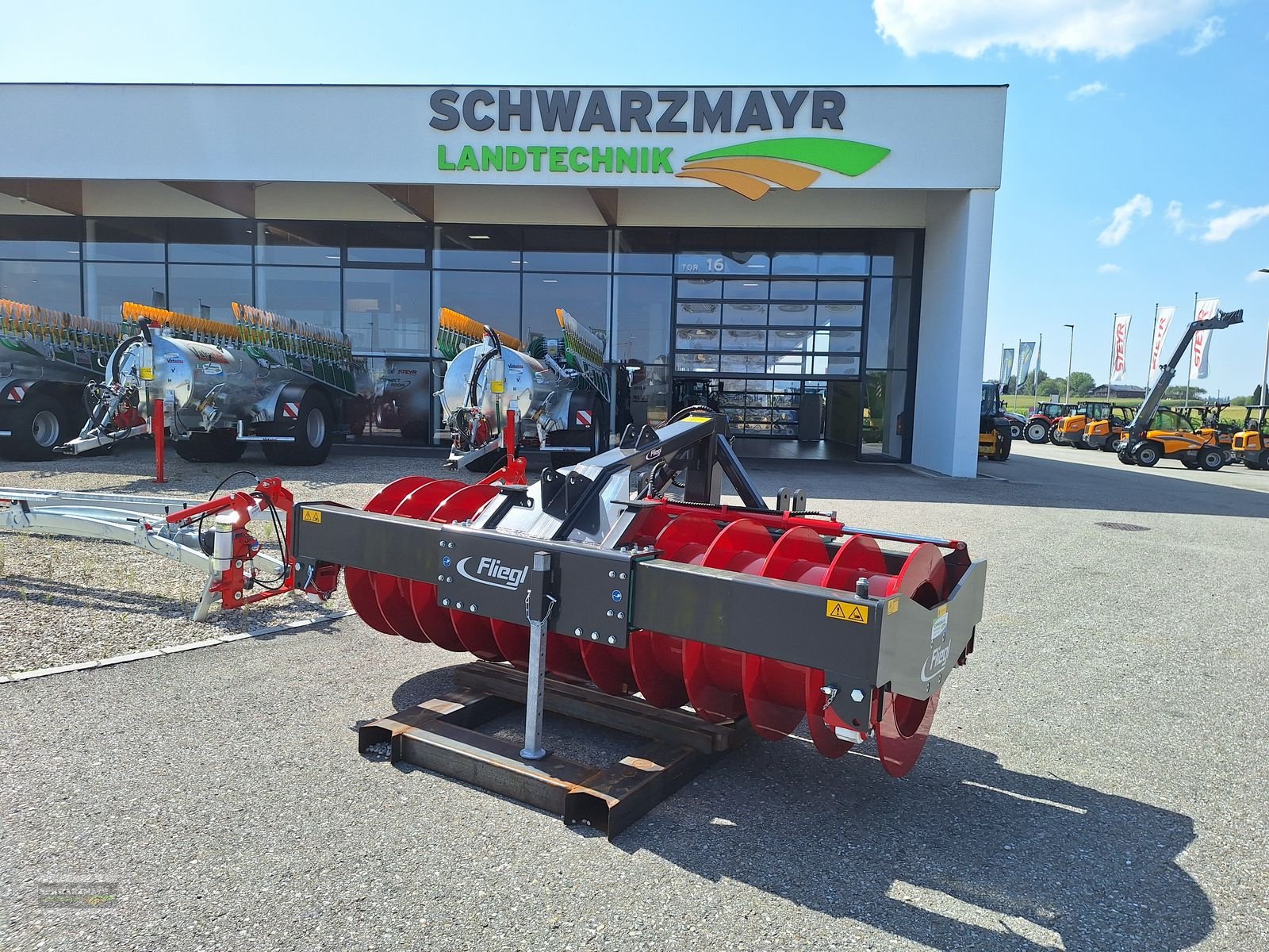 Siloentnahmegerät & Verteilgerät des Typs Fliegl Silowalze 3000, Neumaschine in Gampern (Bild 2)