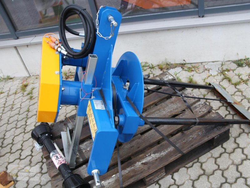 Siloentnahmegerät & Verteilgerät des Typs Göweil BZT, Neumaschine in Pfreimd (Bild 1)