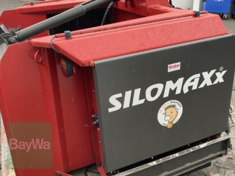 Siloentnahmegerät & Verteilgerät des Typs Gruber SILOMAXX D 2400, Gebrauchtmaschine in Rinchnach (Bild 1)