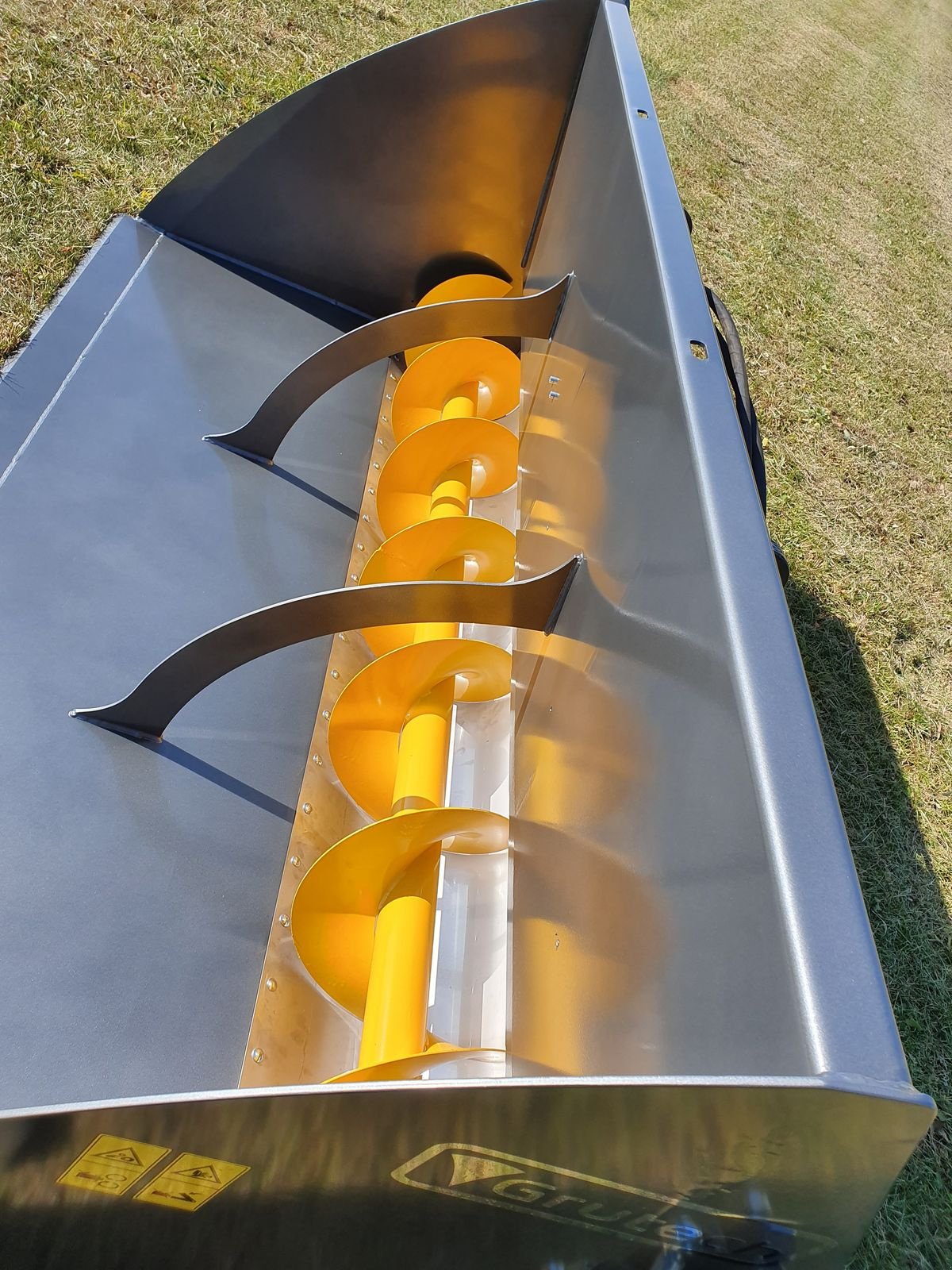 Siloentnahmegerät & Verteilgerät of the type Grutech Futterverteiler / bucket with screw, Neumaschine in Michałowo (Picture 4)