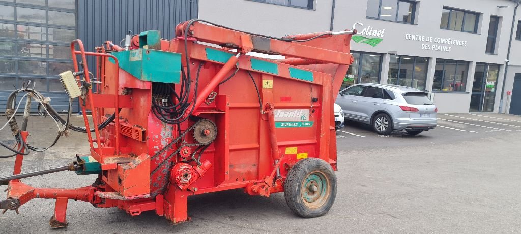 Siloentnahmegerät & Verteilgerät of the type Jeantil DP3800RE, Gebrauchtmaschine in ST MARTIN EN HAUT (Picture 3)