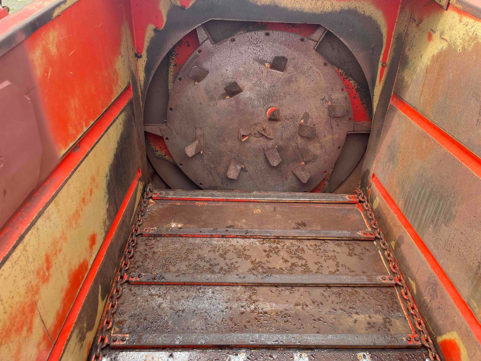 Siloentnahmegerät & Verteilgerät Türe ait Jeantil Pailleuse P2800E Jeantil, Gebrauchtmaschine içinde SAINT CLAIR SUR ELLE (resim 2)