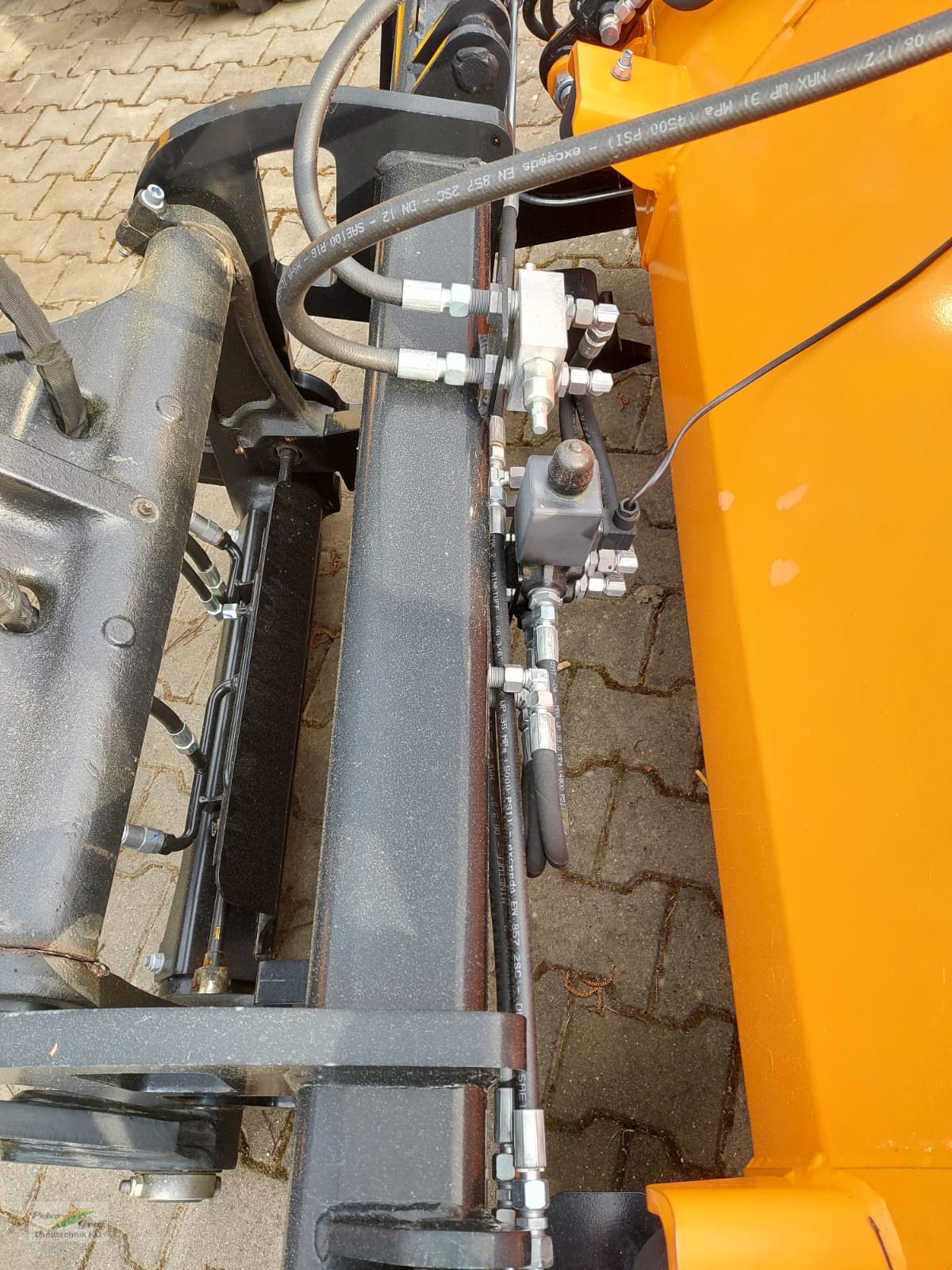 Siloentnahmegerät & Verteilgerät of the type Kock & Sohn HKGS2000 Hochkippgreifschaufel mit Zettelm Aufn., Neumaschine in Pegnitz-Bronn (Picture 6)